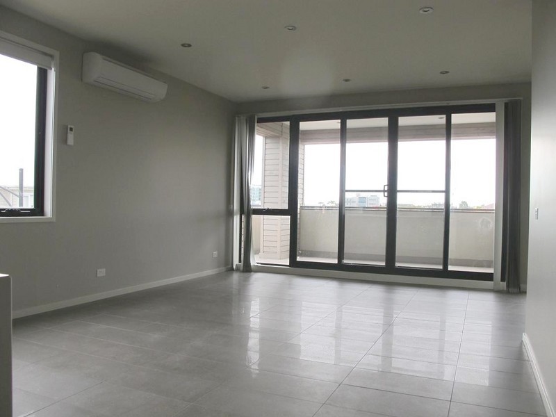 14/11 Monckton Place, Caroline Springs VIC 3023