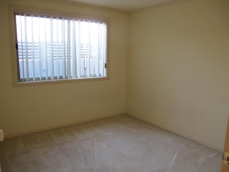 1/3 Carmel Court, Sydenham VIC 3037