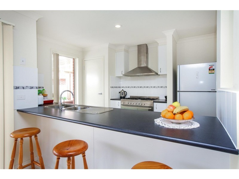 72 Greenhills Drive, Kurunjang VIC 3337