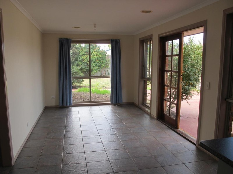 20 Simpson Place, Caroline Springs VIC 3023