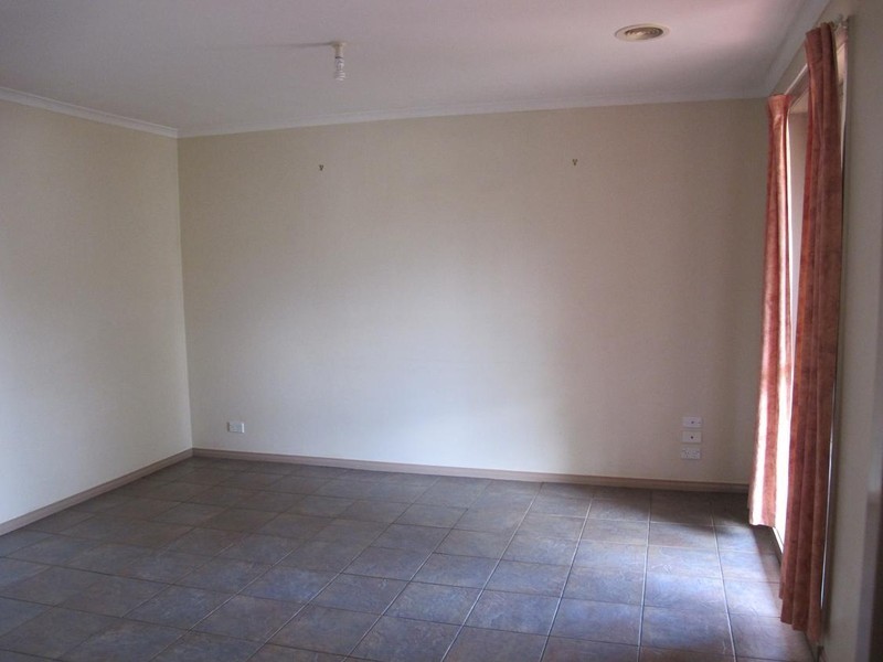 20 Simpson Place, Caroline Springs VIC 3023