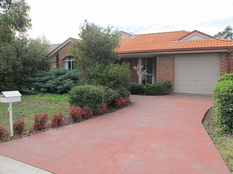 20 Simpson Place, Caroline Springs VIC 3023