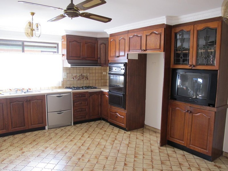 3 Aldergate Crescent, Kings Park VIC 3021