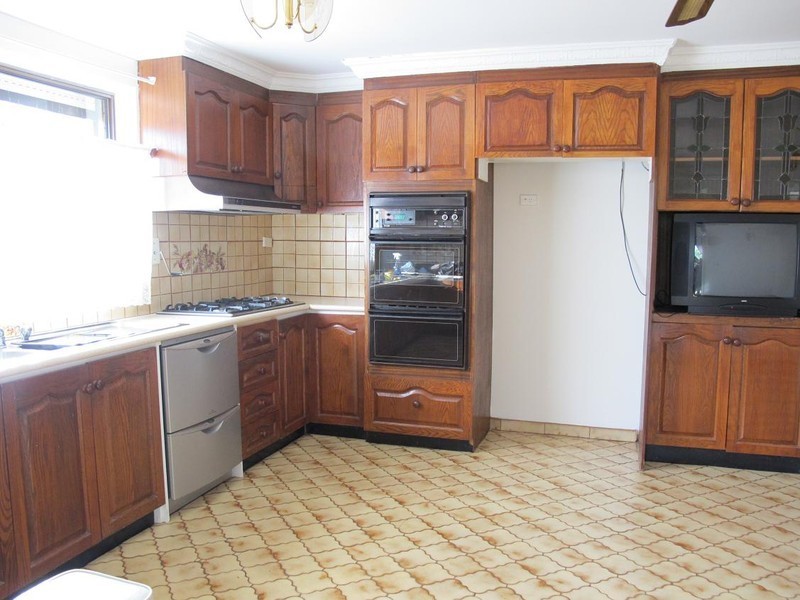 3 Aldergate Crescent, Kings Park VIC 3021