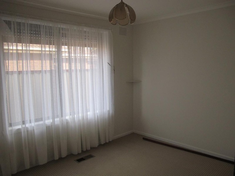 3 Aldergate Crescent, Kings Park VIC 3021