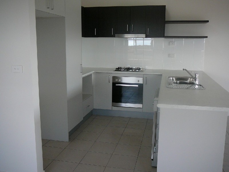 15 Blackshaws Place, Caroline Springs VIC 3023