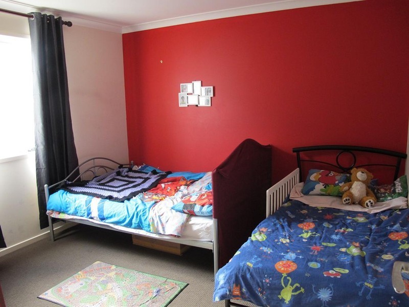 38 Olsen Retreat, Caroline Springs VIC 3023