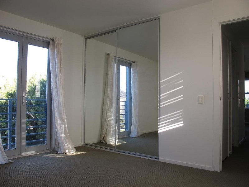 2 Beacon Lane, Caroline Springs VIC 3023