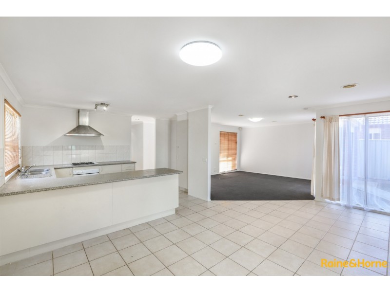 50 HERRINGTON TURN, Caroline Springs VIC 3023