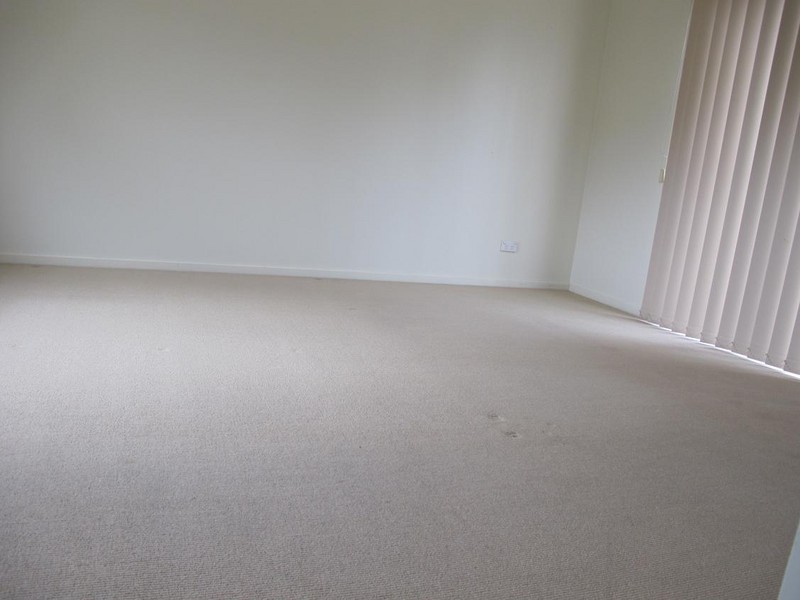 7/8  Sherdley Green, Caroline Springs VIC 3023