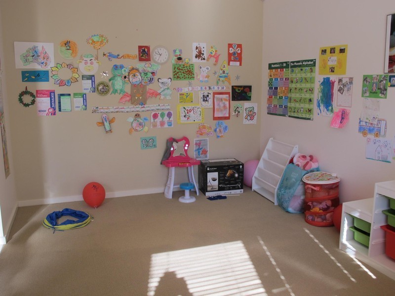 8 Alma Lane, Caroline Springs VIC 3023