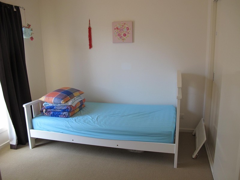 8 Alma Lane, Caroline Springs VIC 3023