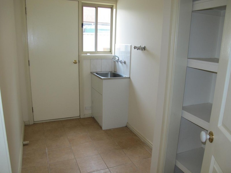 33  Blenheim Way, Caroline Springs VIC 3023
