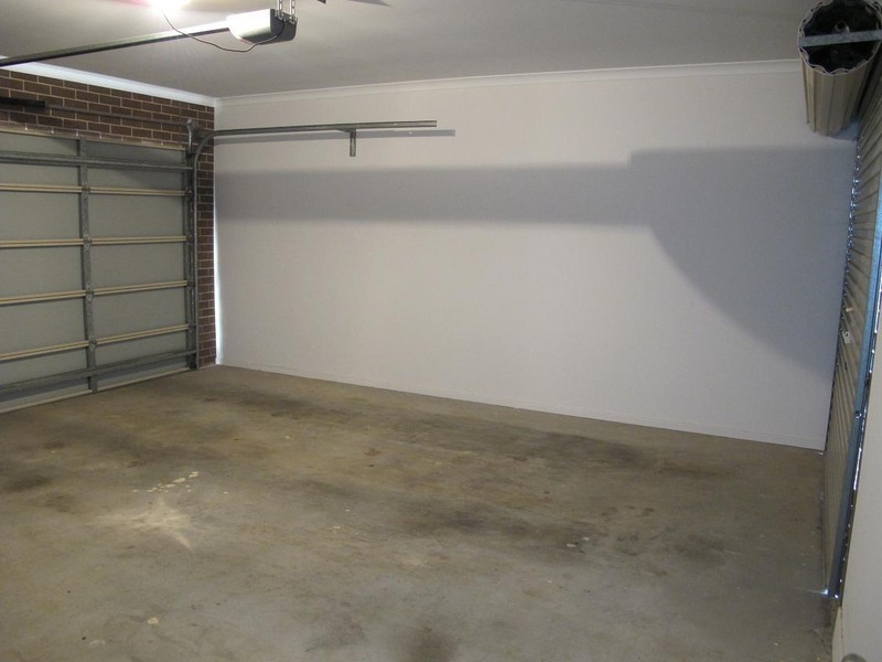 15 Blackshaws Place, Caroline Springs VIC 3023