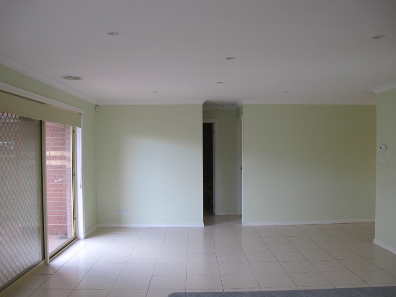 3/4 Balmoral Close, Hillside VIC 3037