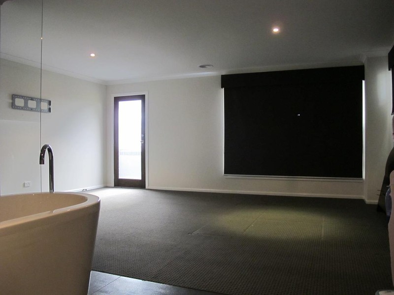 15 Goodenia Way, Caroline Springs VIC 3023