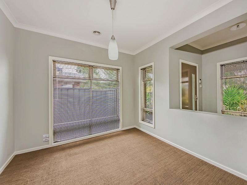 39 Pro Hart Way, Caroline Springs VIC 3023