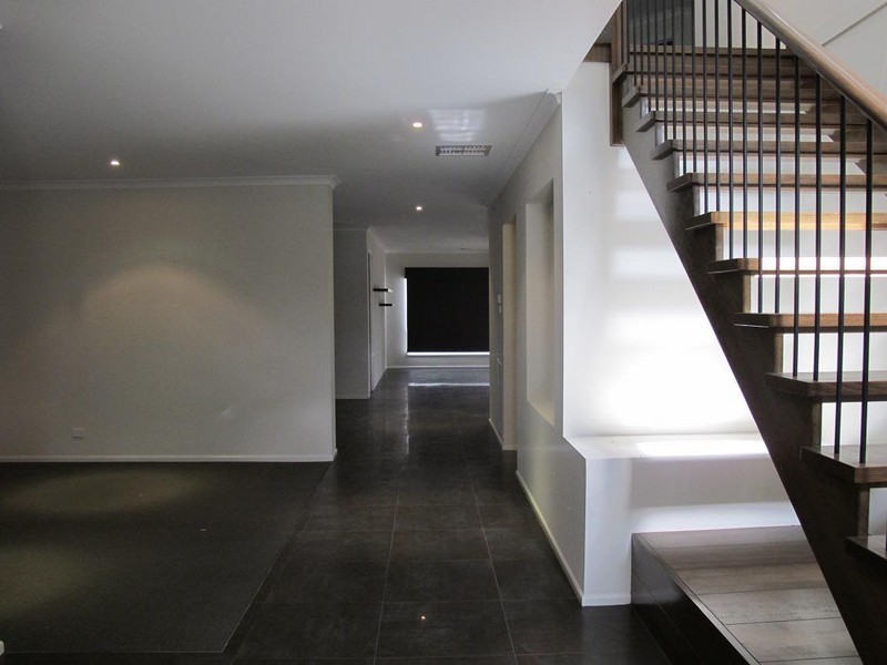 15 Goodenia Way, Caroline Springs VIC 3023