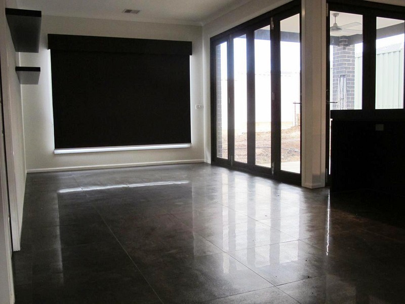 15 Goodenia Way, Caroline Springs VIC 3023