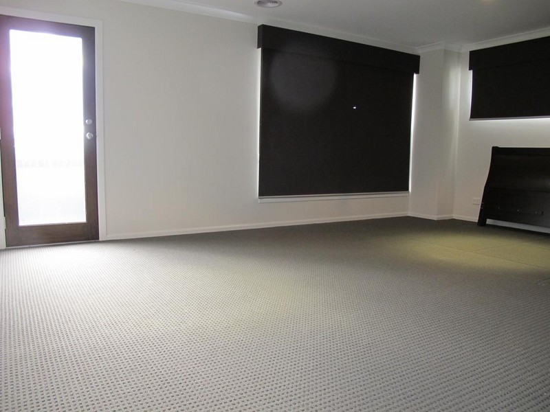 15 Goodenia Way, Caroline Springs VIC 3023