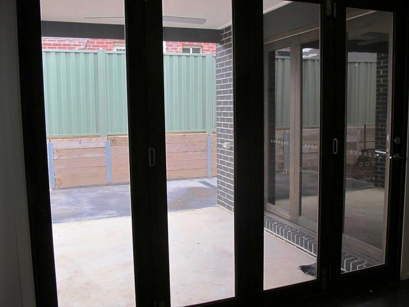 15 Goodenia Way, Caroline Springs VIC 3023