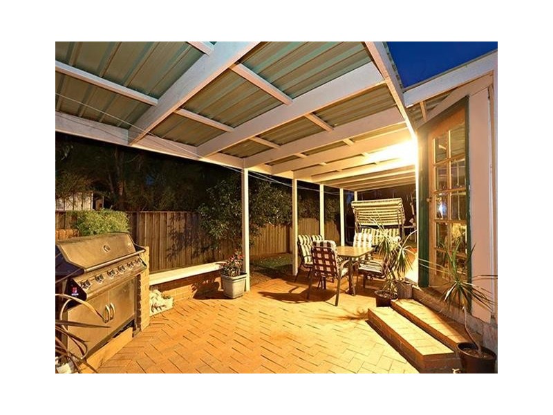 10 Rodmar Close, Hillside VIC 3037