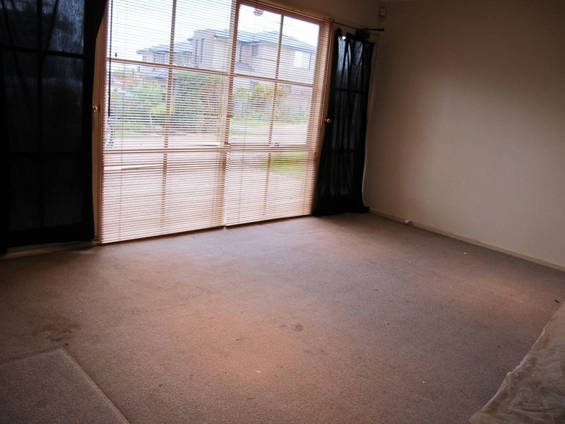 10 Rodmar Close, Hillside VIC 3037