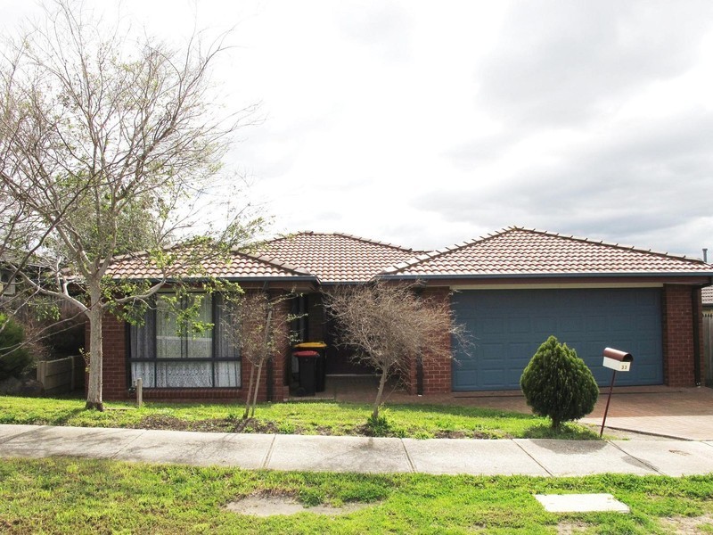 33 Kanmore Crescent, Hillside VIC 3037