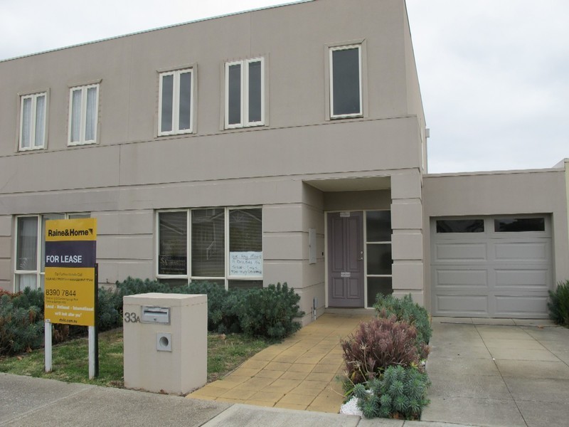 33A Wentworth Drive, Taylors Lakes VIC 3038