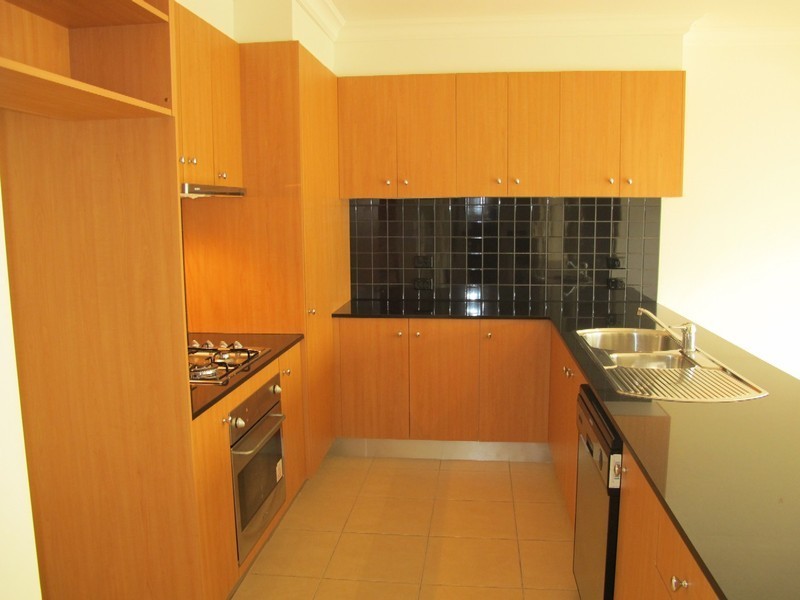 33A Wentworth Drive, Taylors Lakes VIC 3038