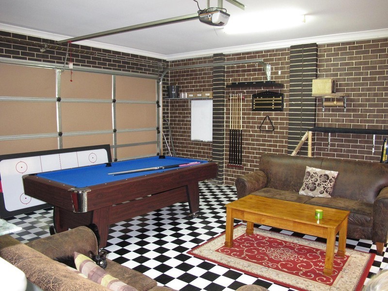 37 Aberfeldie Way, Caroline Springs VIC 3023