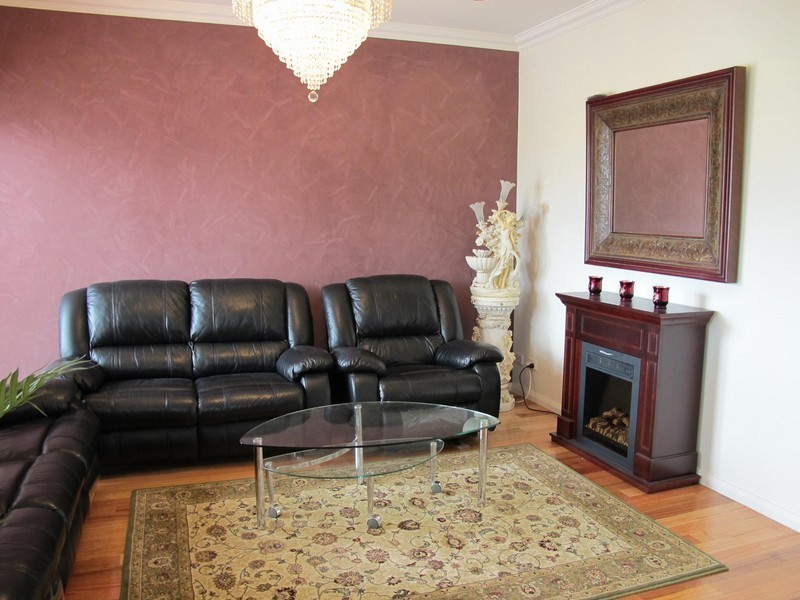 12 Brunton Avenue, Caroline Springs VIC 3023