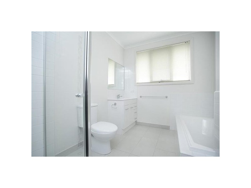 19 Herring Loop, Caroline Springs VIC 3023