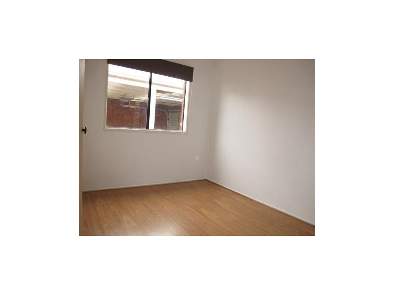 1/6 CATHERINE DRIVE, Hillside VIC 3037