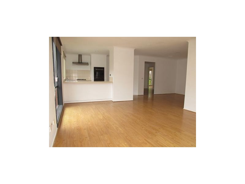 1/6 CATHERINE DRIVE, Hillside VIC 3037