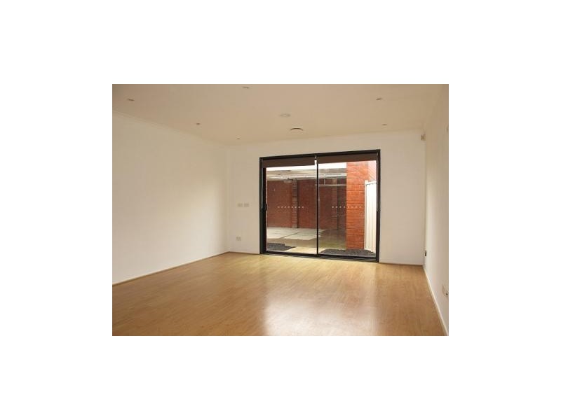 1/6 CATHERINE DRIVE, Hillside VIC 3037