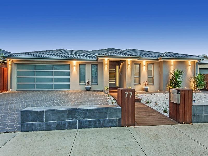 77 Taylors Hill Boulevard, Taylors Hill VIC 3037