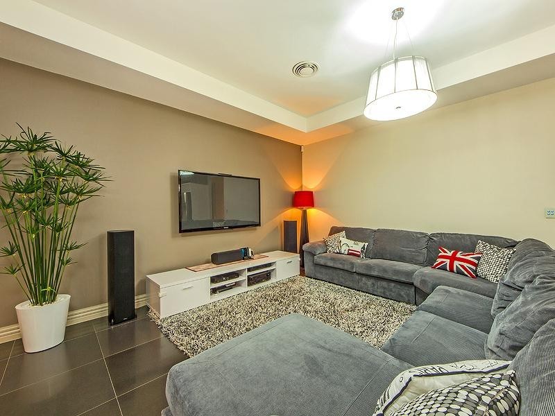 77 Taylors Hill Boulevard, Taylors Hill VIC 3037
