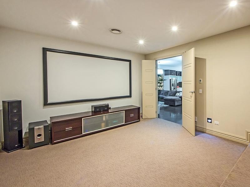 77 Taylors Hill Boulevard, Taylors Hill VIC 3037