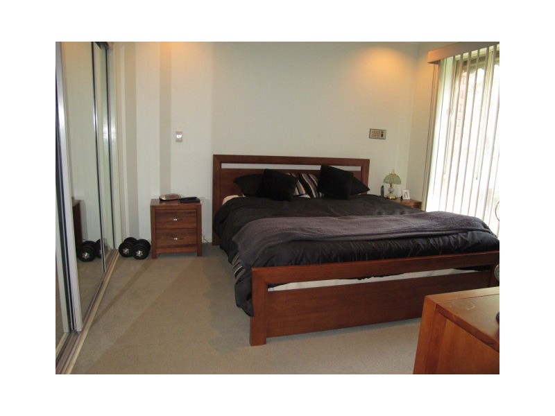 12  Nerida Court, Taylors Lakes VIC 3038