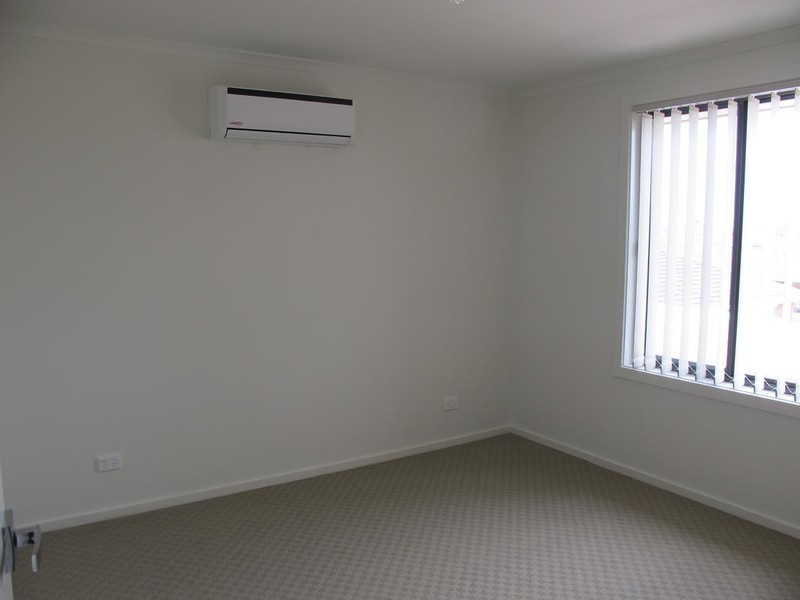 3/21 Breadalbane Court, Sydenham VIC 3037