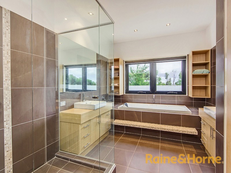 260 Clarke Road (Rockbank), Caroline Springs VIC 3023