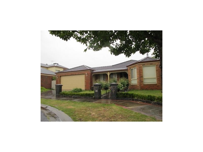 11 Cotteridge Place, Caroline Springs VIC 3023