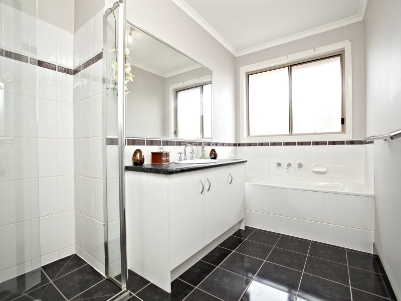 11 Wills Terrace, Burnside Heights VIC 3023