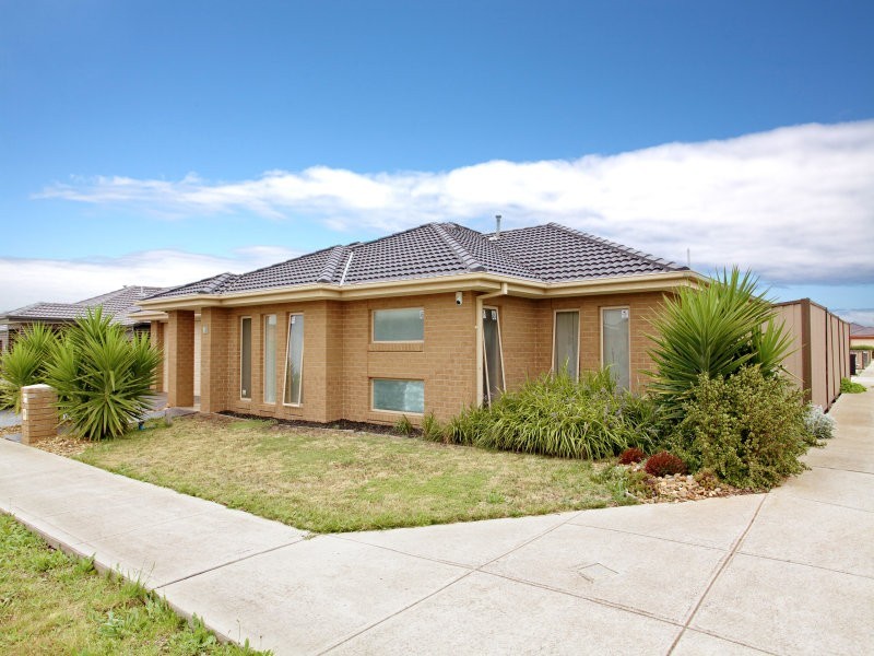 11 Wills Terrace, Burnside Heights VIC 3023