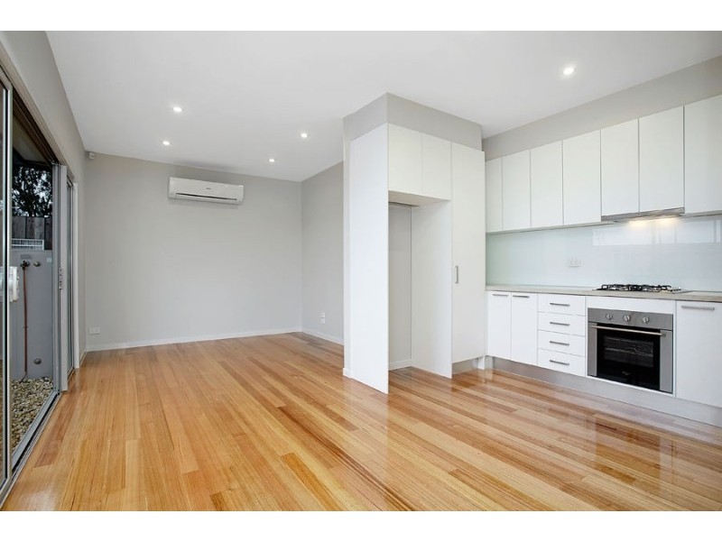 3/252 Parer Road, Airport West VIC 3042