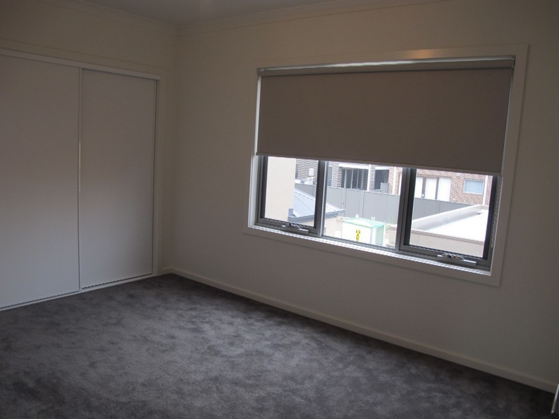 13 Bay Street, Caroline Springs VIC 3023