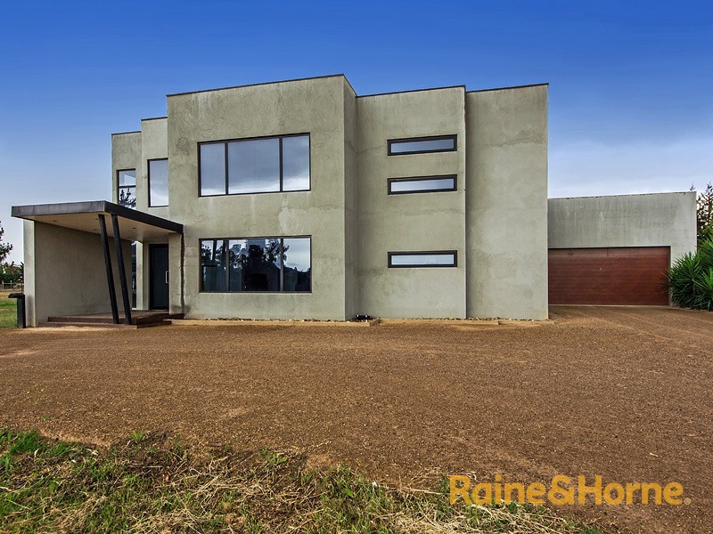 260 Clarke Road (Rockbank), Caroline Springs VIC 3023