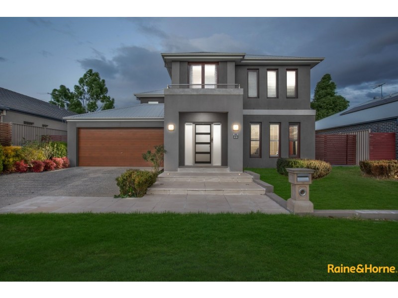 13 Drummond Street, Caroline Springs VIC 3023