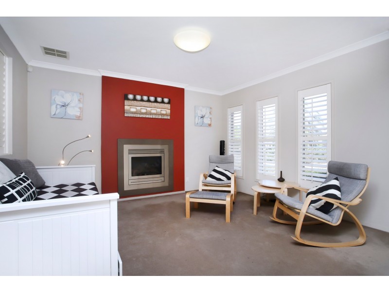 13 Drummond Street, Caroline Springs VIC 3023